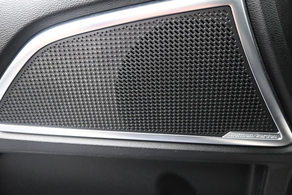 Used 2020 Kia Telluride SX w/ SX Prestige Package AWD/4WD image 11