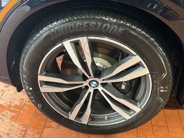 New 2026 BMW X7 xDrive40i w/ M Sport Package AWD/4WD image 7