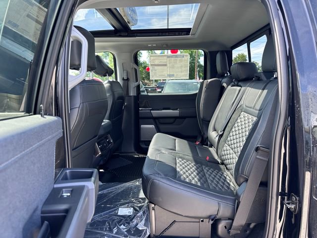 New 2026 Ford F250 Lariat w/ Black Appearance Package AWD/4WD image 8