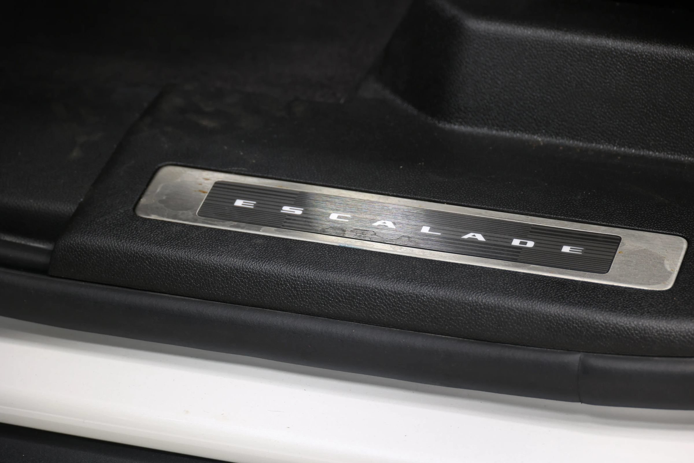 Used 2023 Cadillac Escalade Sport Platinum w/ LPO, ONYX Package RWD image 61