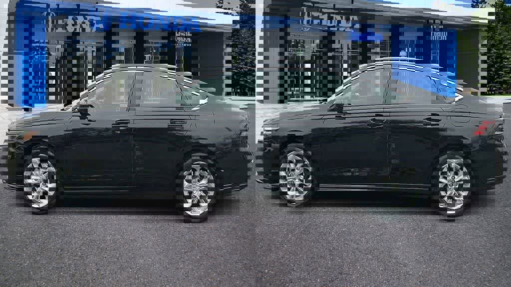 Certified 2024 Honda Accord LX image 5