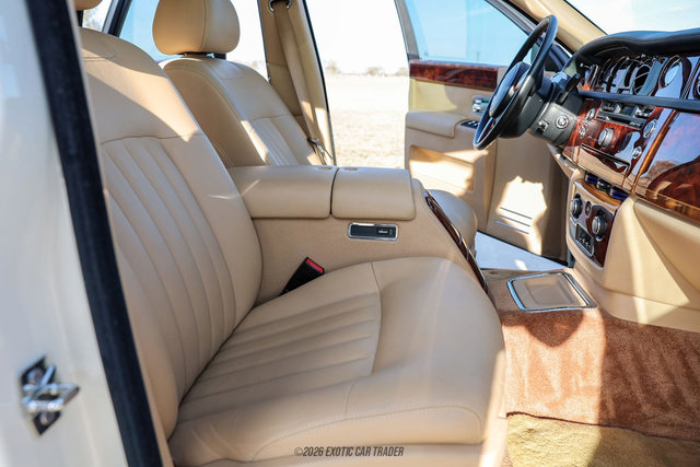 Used 2012 Rolls-Royce Phantom Sedan image 33