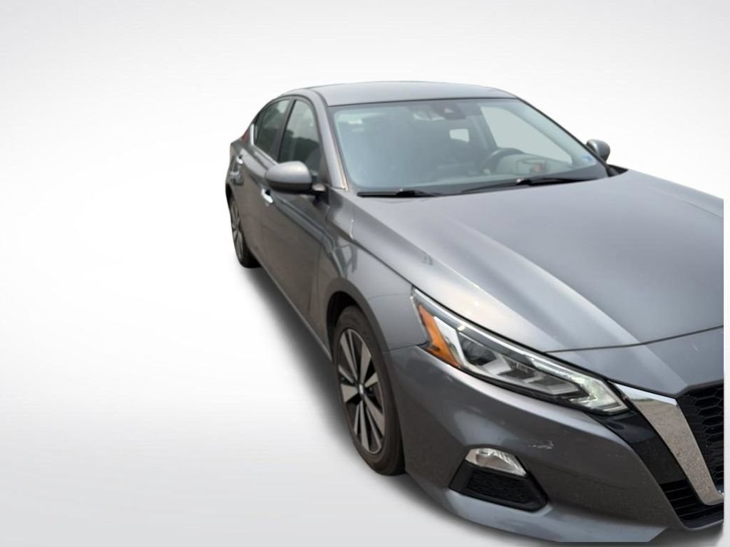 Used 2022 Nissan Altima 2.5 SV AWD/4WD image 12