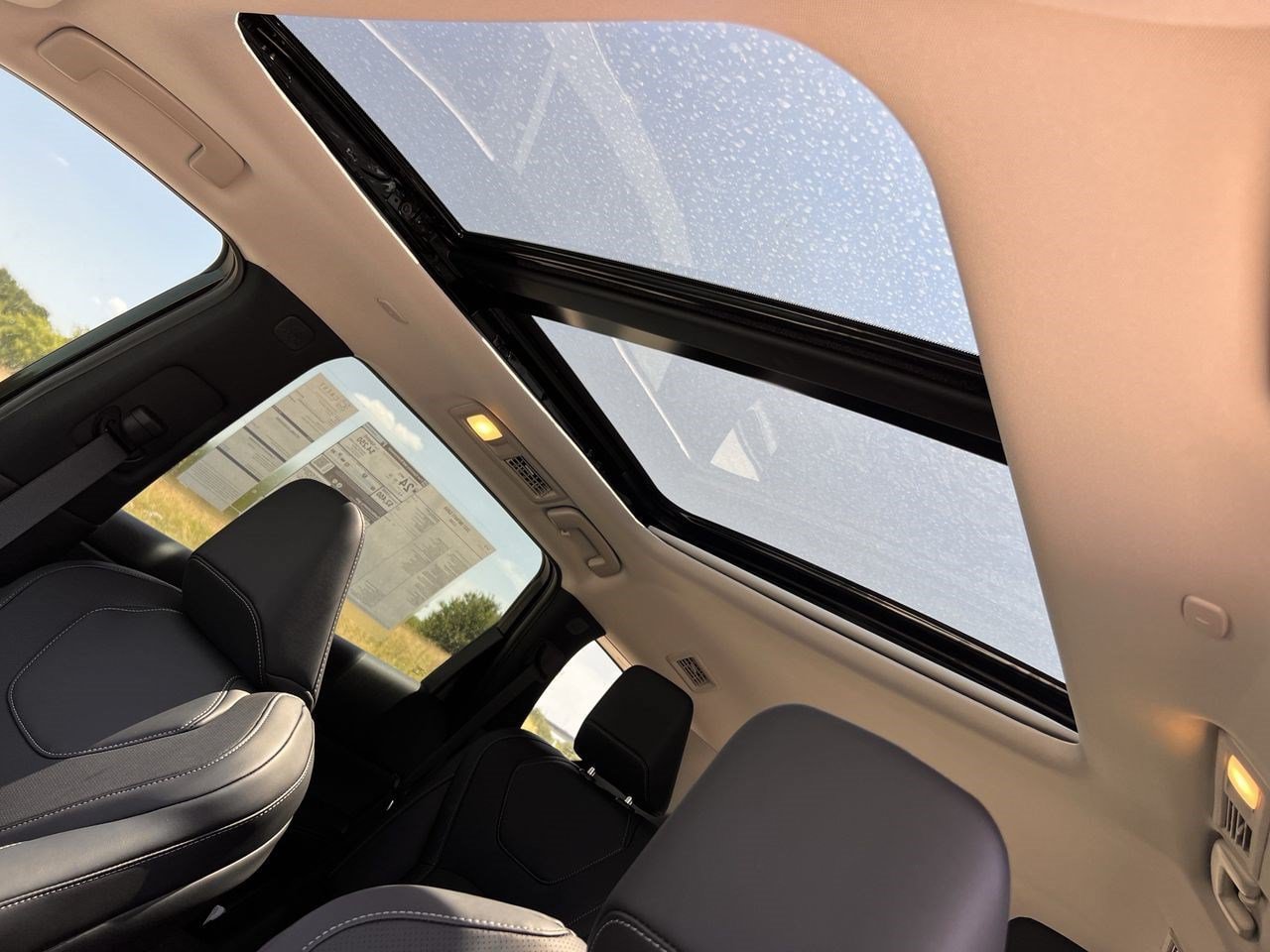 New 2027 INFINITI QX60 Luxe FWD image 19