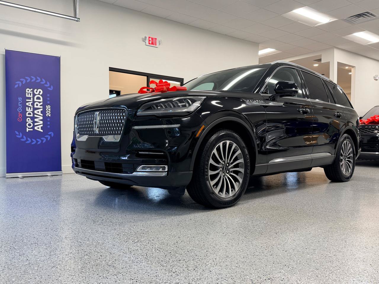 Used 2020 Lincoln Aviator Reserve w/ Equipment Group 201A RWD image 15