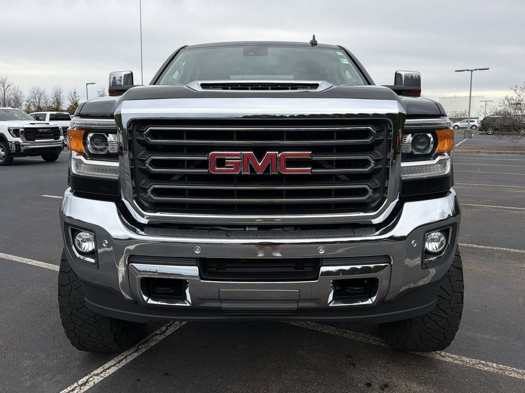 Used 2019 GMC Sierra 2500 SLT w/ Duramax Plus Package image 2