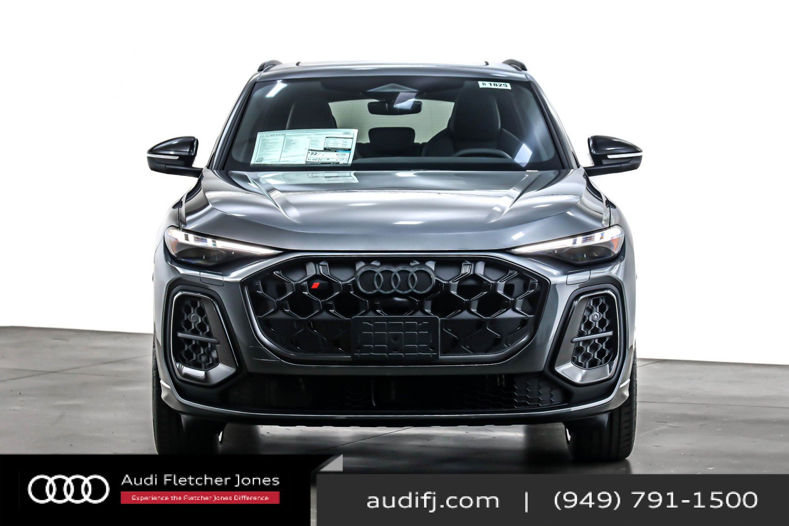 New 2025 Audi SQ5 Prestige image 2