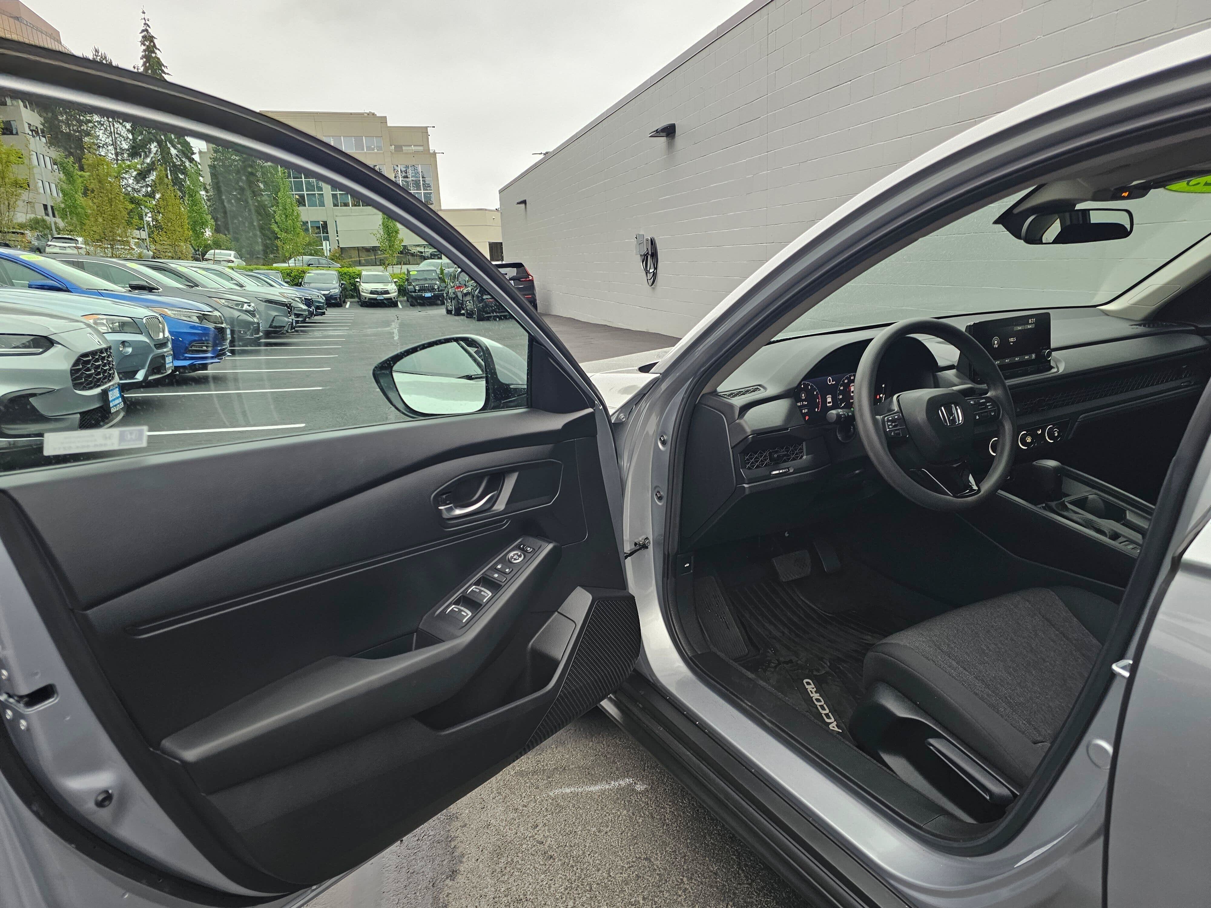Used 2025 Honda Accord LX image 21