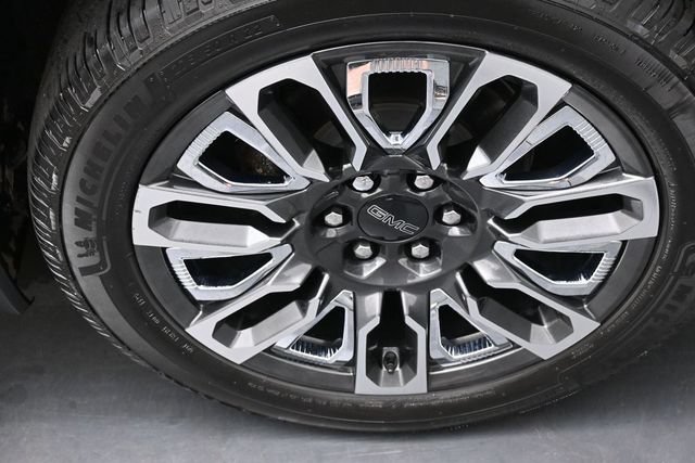 Used 2023 GMC Sierra 1500 Denali Ultimate AWD/4WD image 31