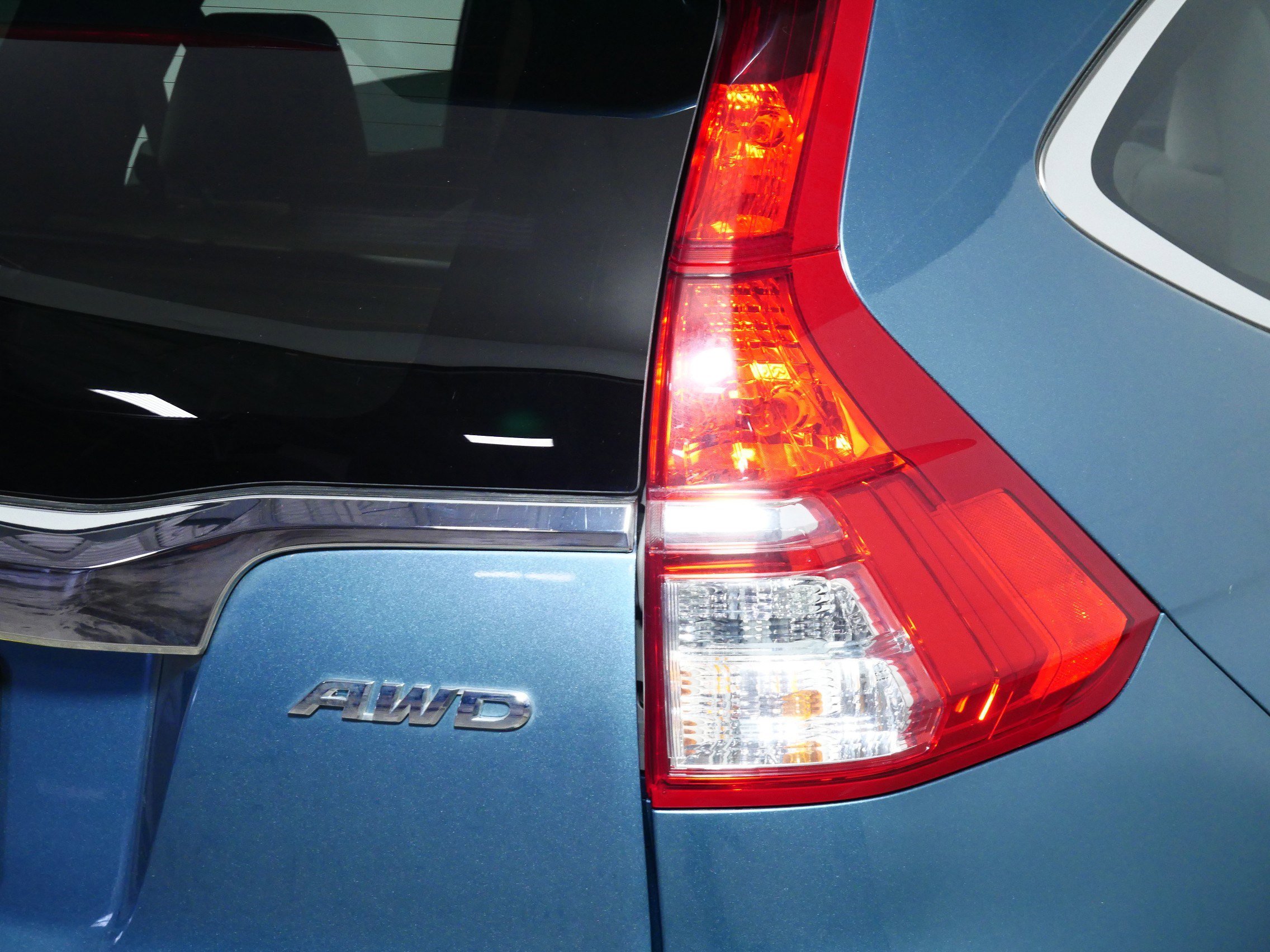 Used 2016 Honda CR-V EX image 17