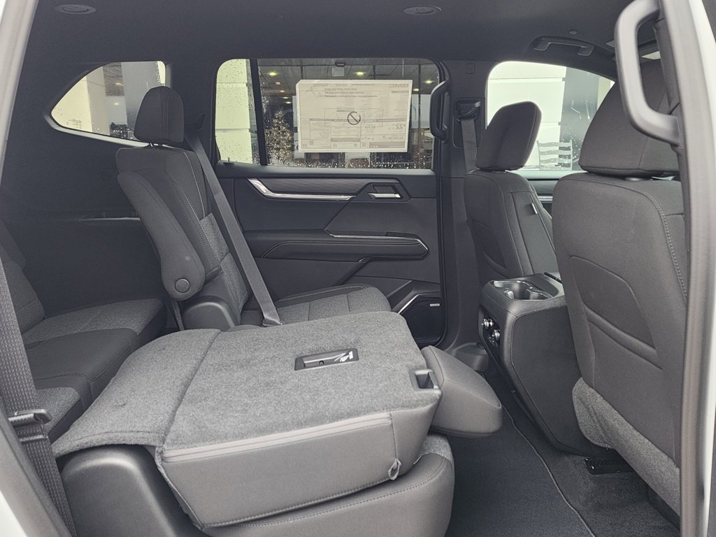 New 2026 GMC Acadia Elevation image 45