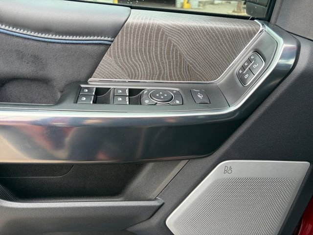 Used 2025 Ford F250 Platinum image 4