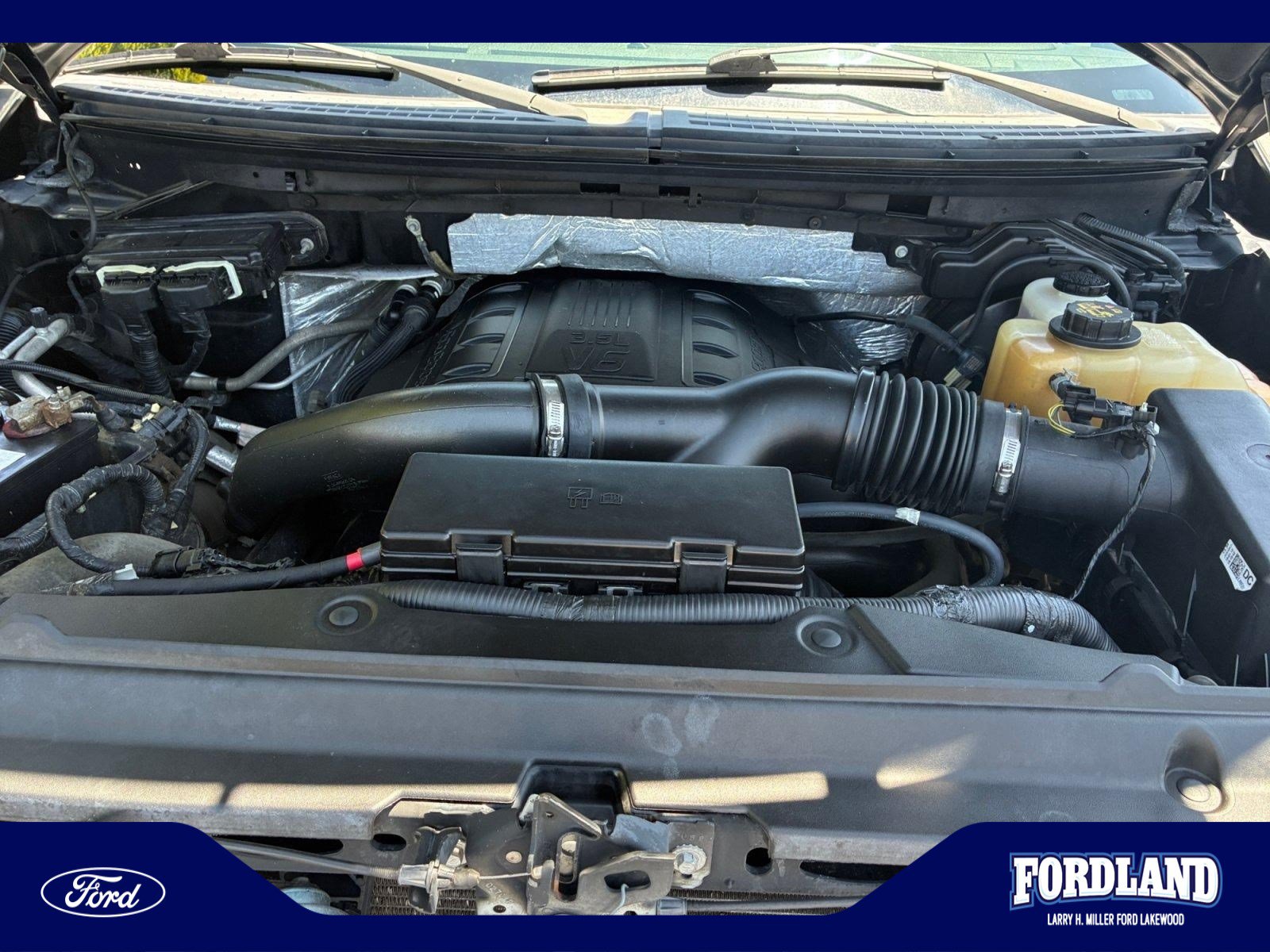 Used 2013 Ford F150 Lariat w/ Lariat Chrome Pkg AWD/4WD image 22