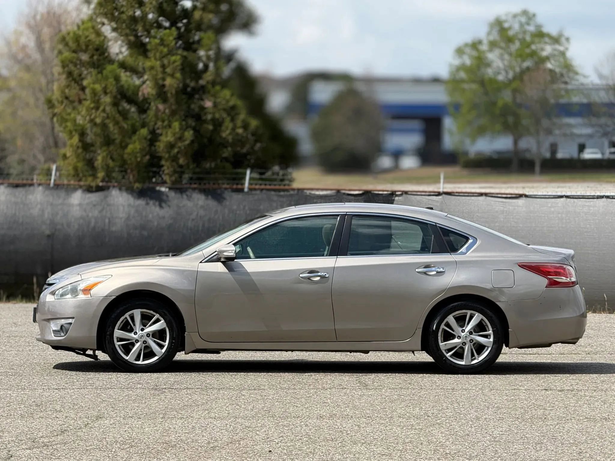 Used 2013 Nissan Altima 2.5 SV w/ 2.5SV Convenience Pkg FWD image 8
