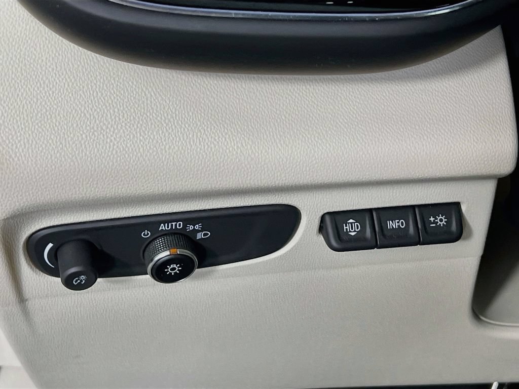 Certified 2023 Buick Envision Avenir AWD/4WD image 9