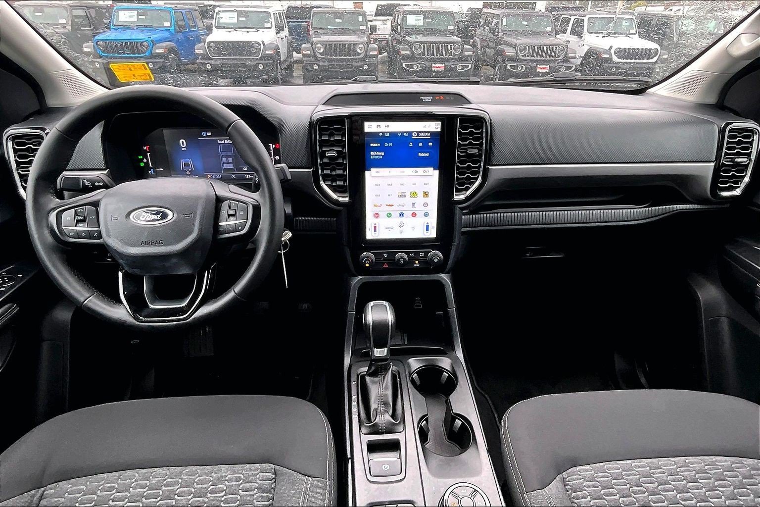 Used 2024 Ford Ranger XLT w/ FX4 Off-Road Package AWD/4WD image 12