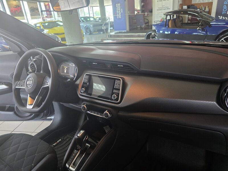 Used 2020 Nissan Kicks SV FWD image 9