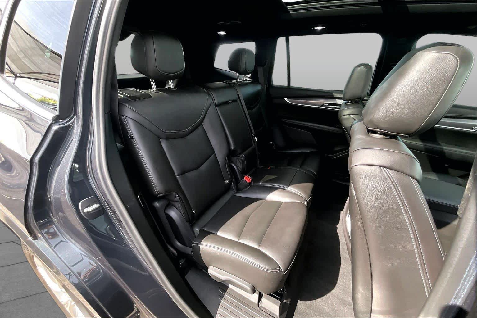 Used 2023 Cadillac XT6 Luxury FWD image 20