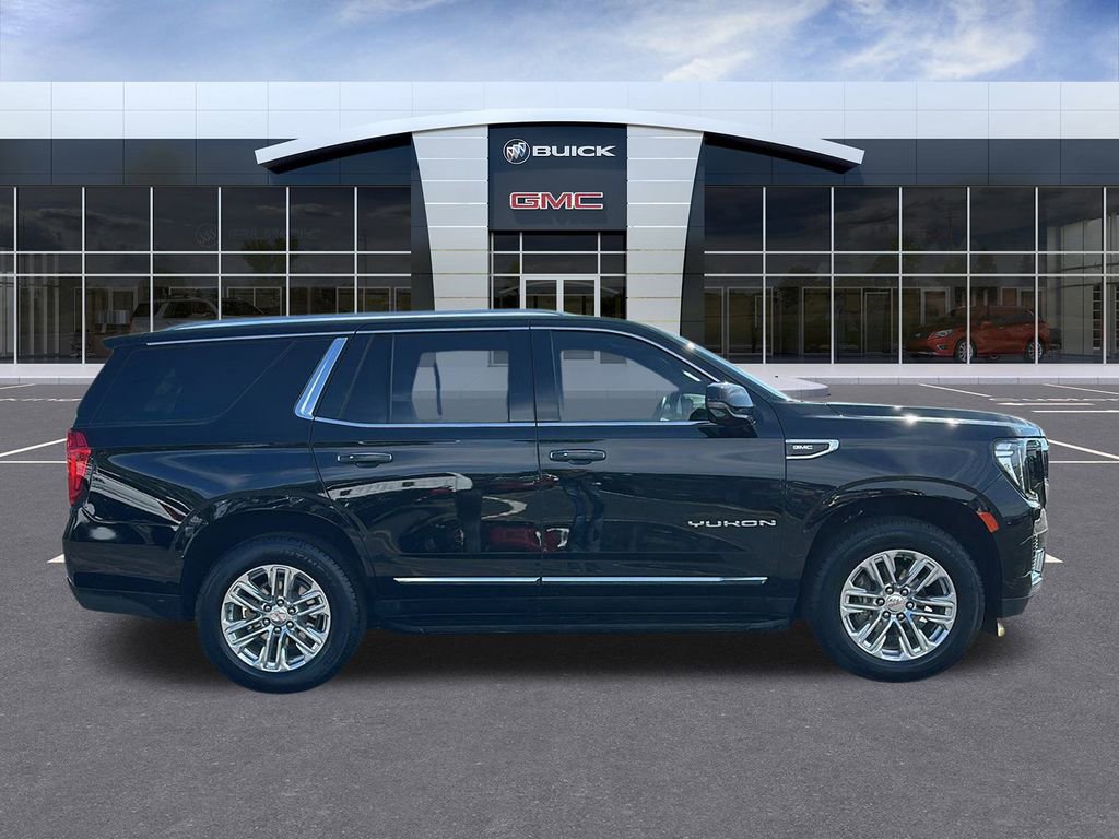 Certified 2024 GMC Yukon SLT w/ SLT Luxury Package image 6