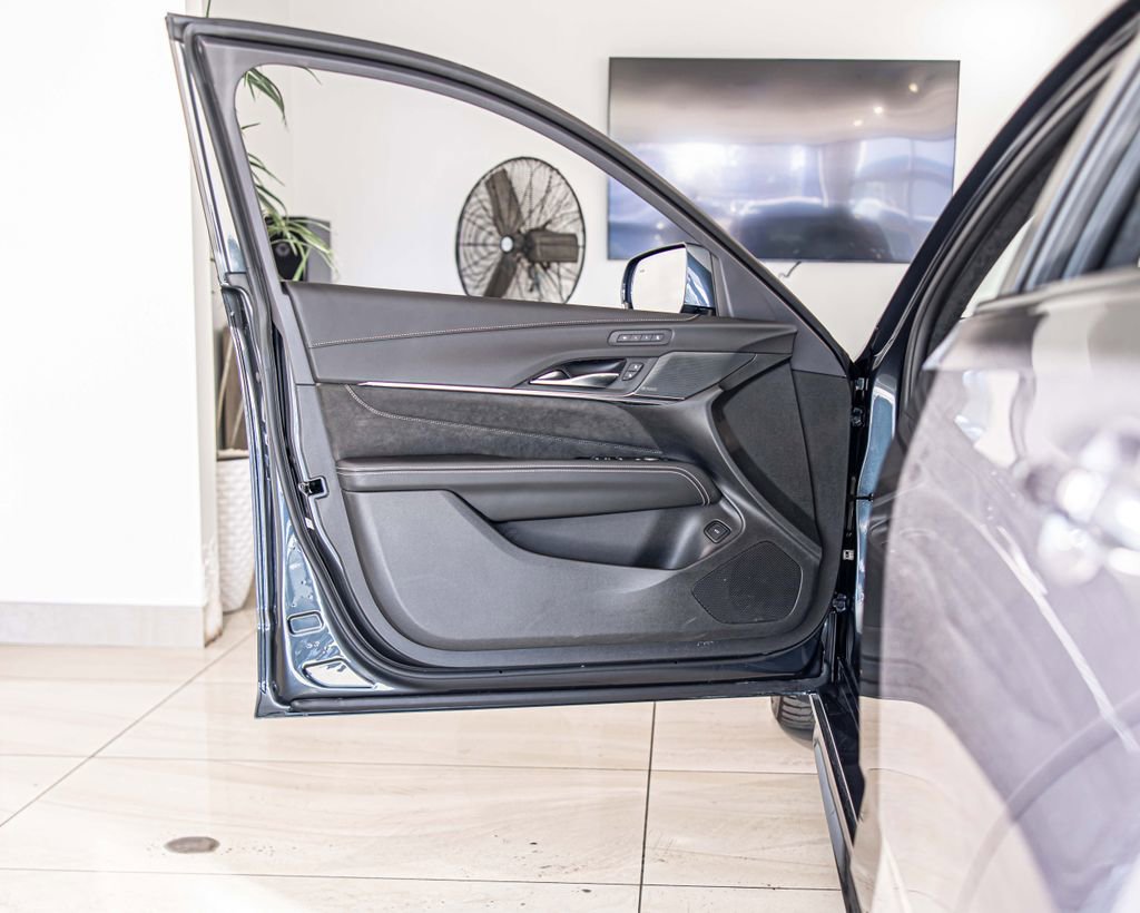 Used 2026 Cadillac CT4 V Blackwing w/ Climate Package image 32