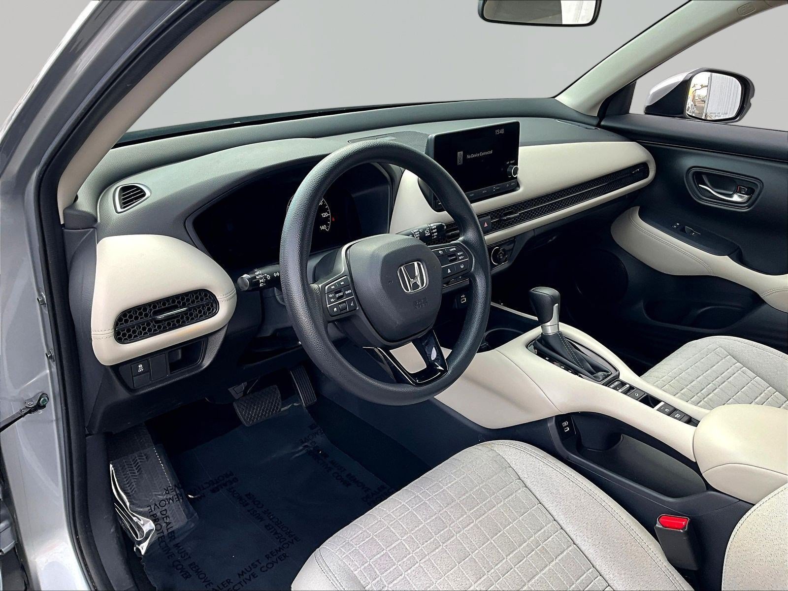 Used 2025 Honda HR-V LX image 16