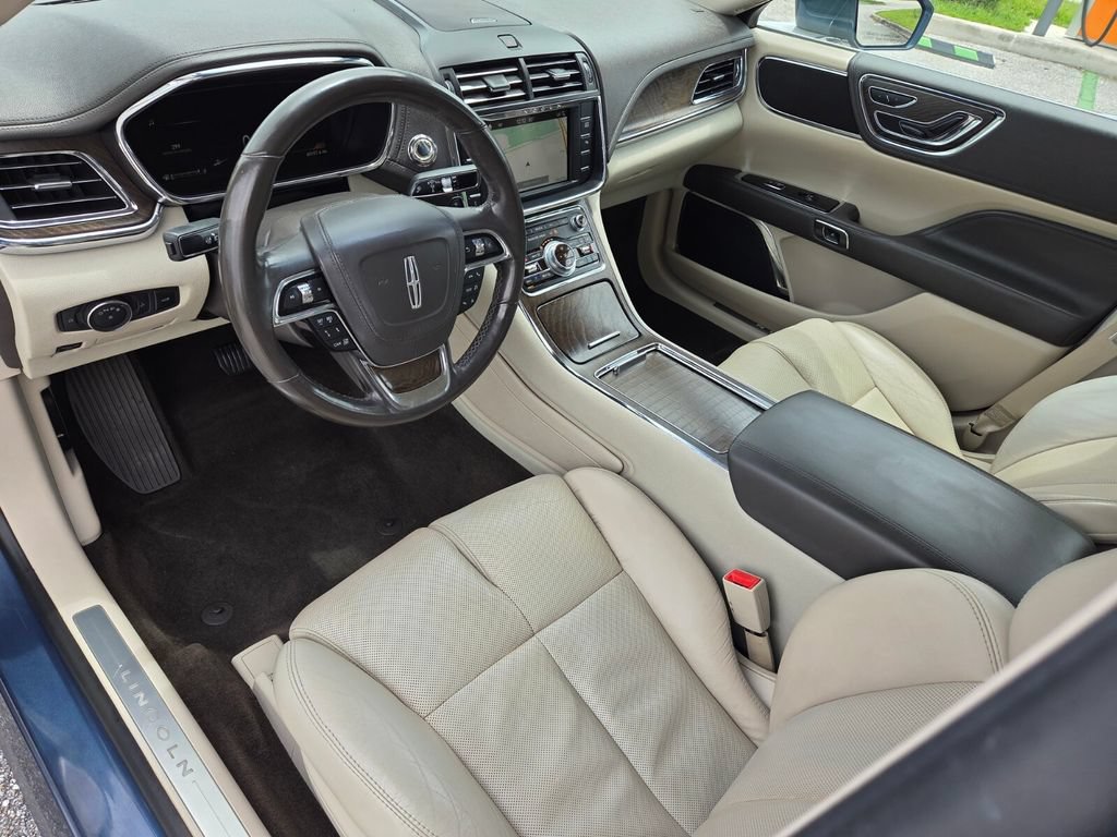 Used 2019 Lincoln Continental Select FWD image 21