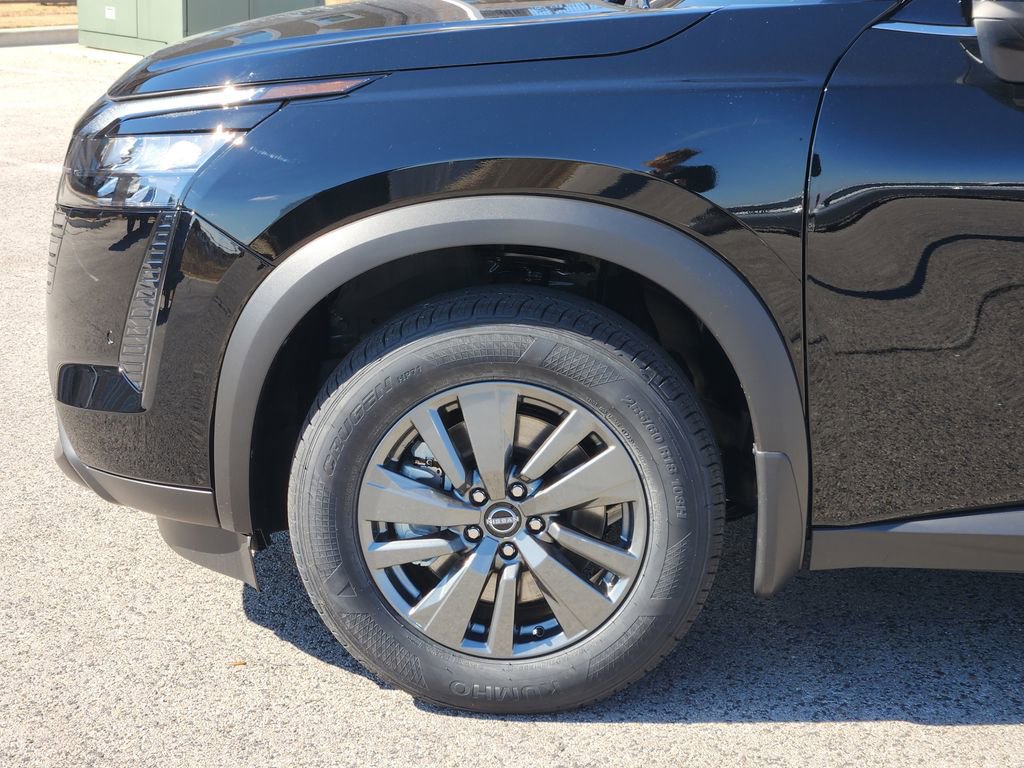 New 2026 Nissan Pathfinder SV FWD image 6