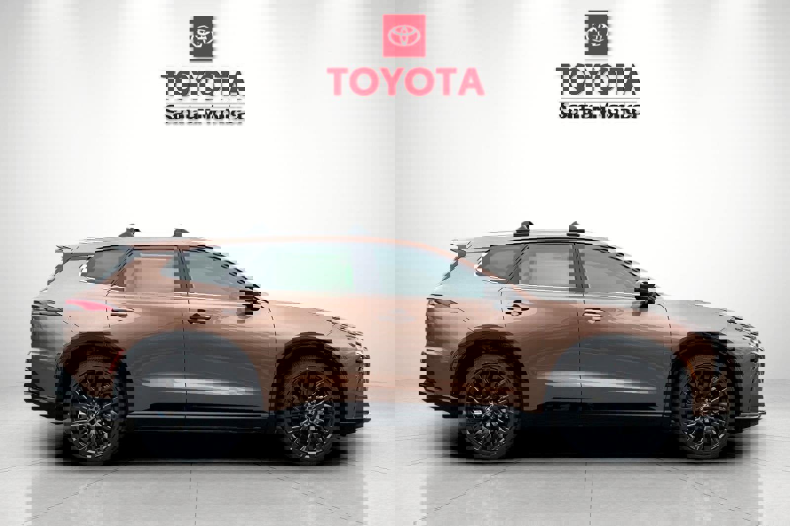 New 2025 Toyota Crown Signia Limited image 2