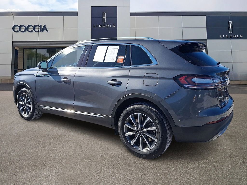 Used 2022 Lincoln Nautilus AWD image 6
