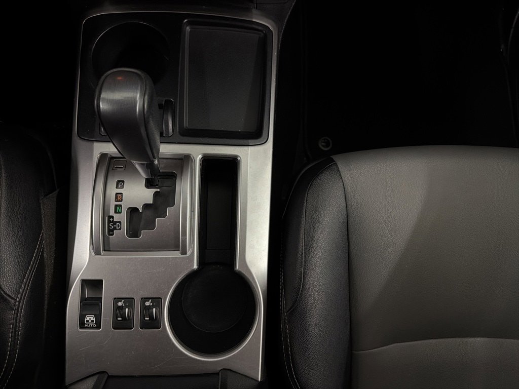 Used 2018 Toyota 4Runner SR5 Premium image 19