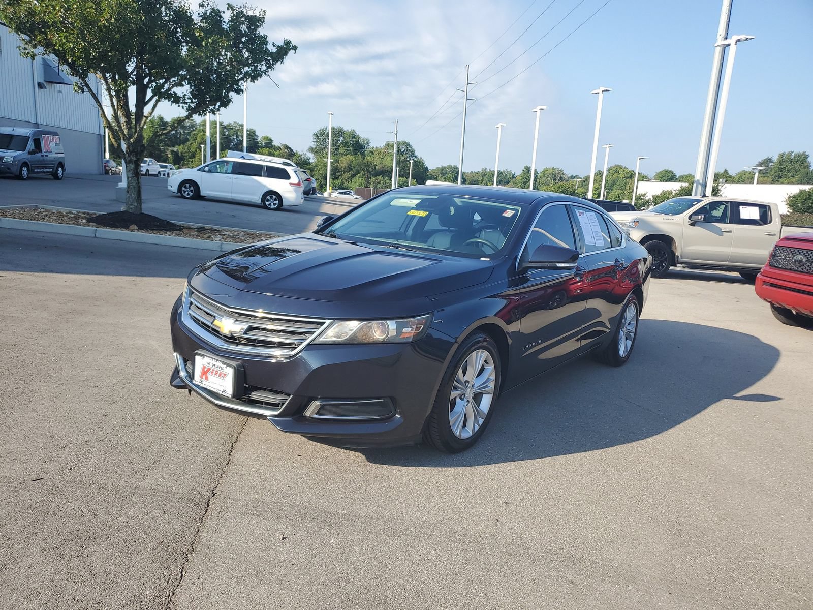 Used 2014 Chevrolet Impala LT w/ Premium Seating Package FWD image 2