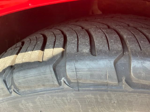 Used 2014 Chevrolet Camaro LT RWD image 12