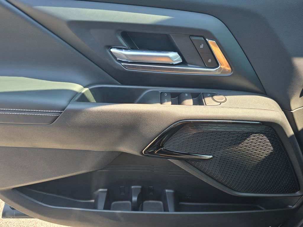 New 2026 Chevrolet Silverado EV LT image 17