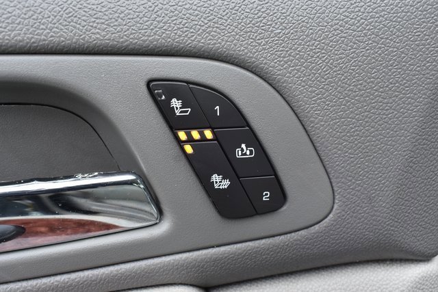 Used 2007 Chevrolet Suburban LT image 12