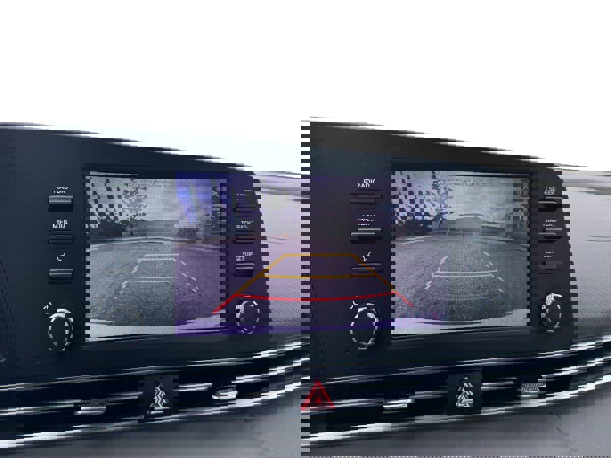 Used 2023 Hyundai Elantra Blue FWD image 13