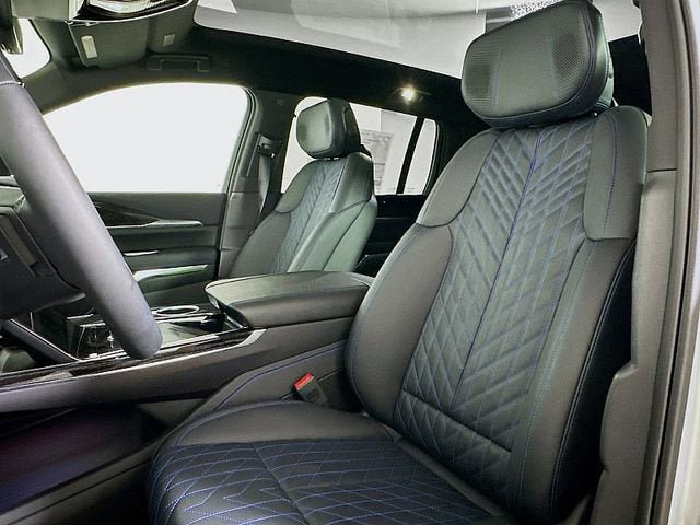 New 2025 Cadillac Escalade IQ Luxury 1 AWD/4WD image 12