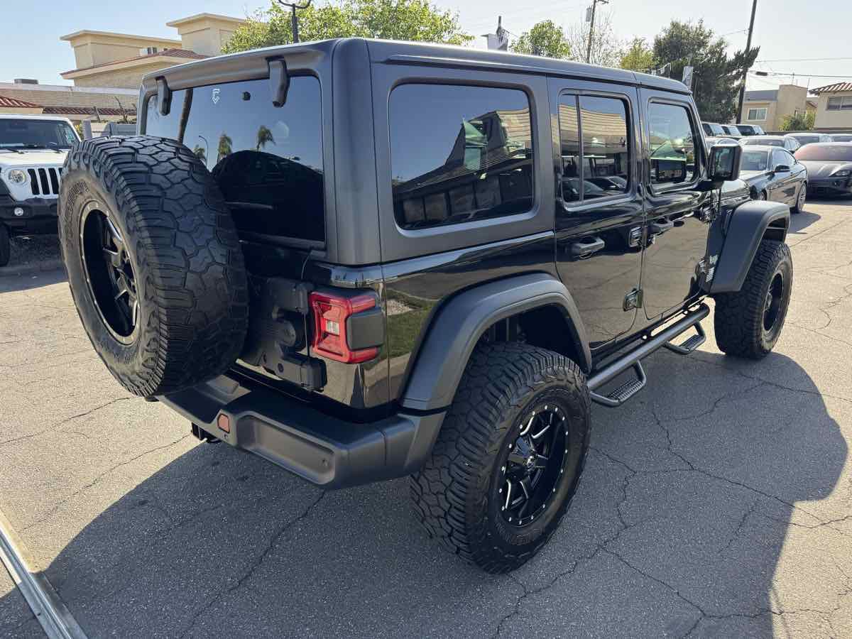 Used 2019 Jeep Wrangler Unlimited Sport S AWD/4WD image 7