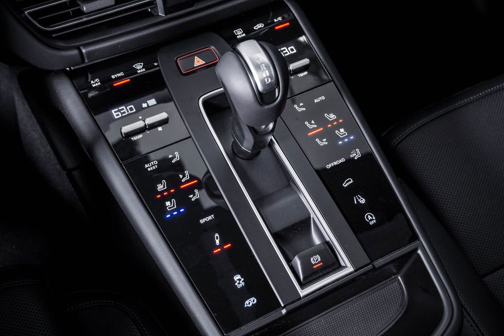 New 2026 Porsche Macan S AWD/4WD image 24