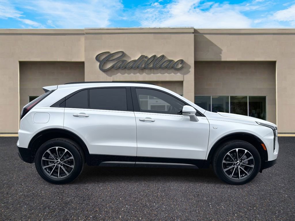 Certified 2024 Cadillac XT4 Sport image 2