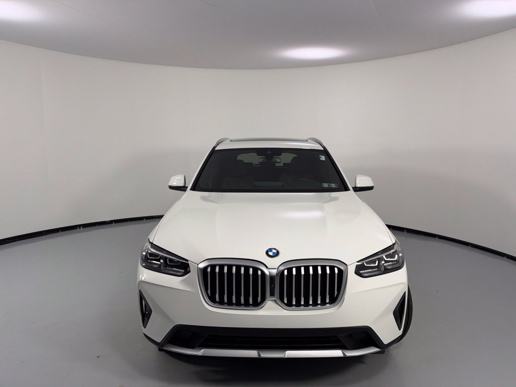 Used 2023 BMW X3 xDrive30i w/ Premium Package AWD/4WD image 2