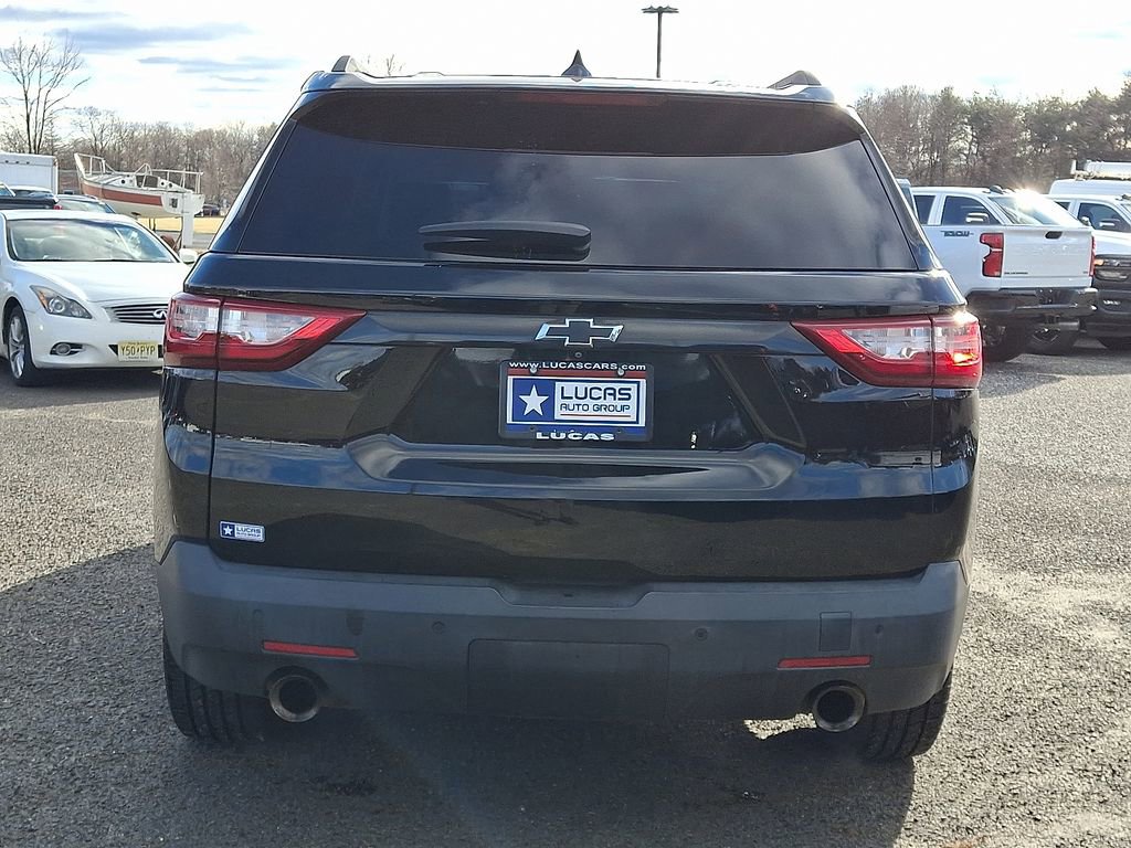 Used 2020 Chevrolet Traverse LT w/ Driver Confidence II Package image 10
