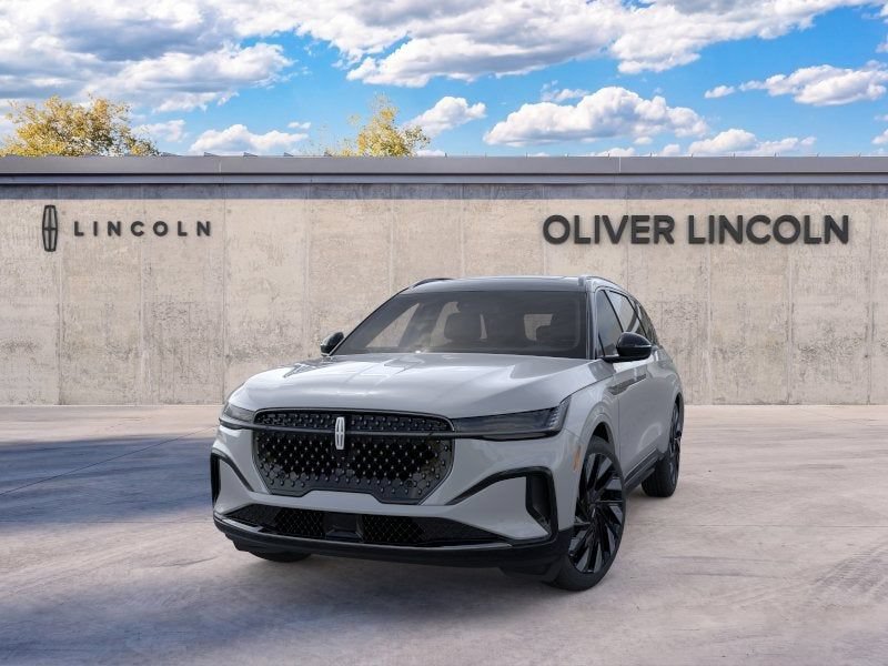 New 2026 Lincoln Nautilus Reserve AWD/4WD image 2