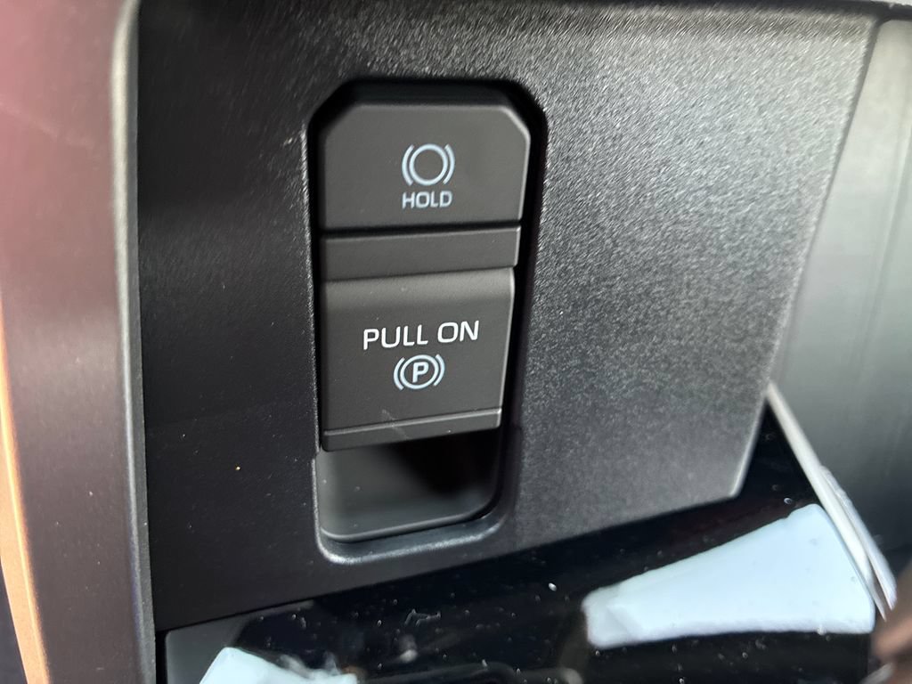 New 2026 Toyota Tundra Limited AWD/4WD image 29