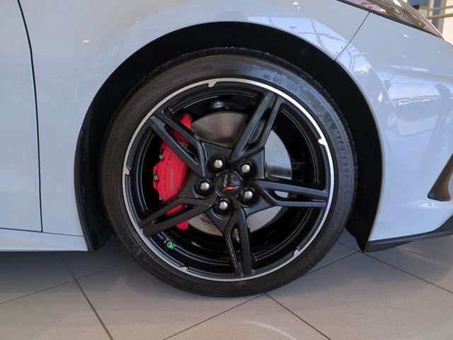 Used 2021 Chevrolet Corvette Stingray Premium Cpe w/ Z51 Performance Package RWD image 11