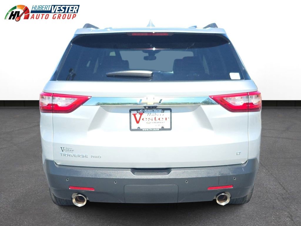 Used 2020 Chevrolet Traverse LT w/ LT Premium Package image 7