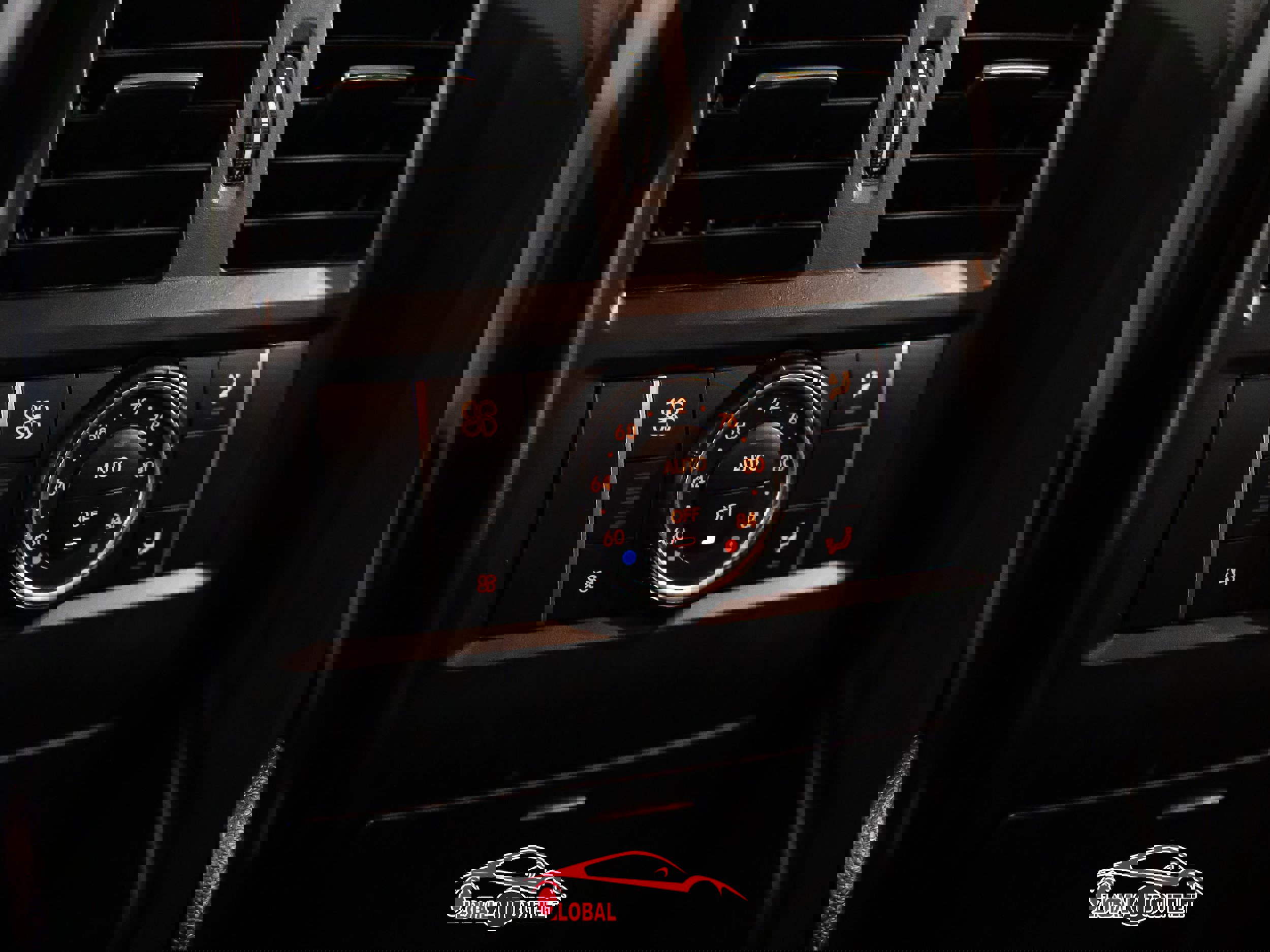 Used 2018 Mercedes-Benz GLS 550 4MATIC w/ Driver Assistance Package image 23