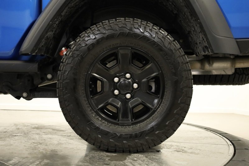 Used 2023 Jeep Gladiator Mojave w/ Cold Weather Group image 41