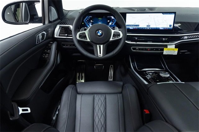 New 2026 BMW X7 M60i image 4