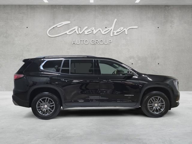 Used 2025 GMC Acadia Elevation image 17