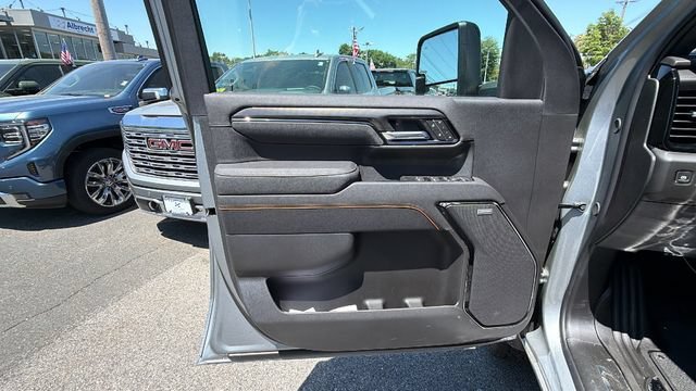 New 2026 GMC Sierra 2500 AT4 w/ Technology Package AWD/4WD image 13